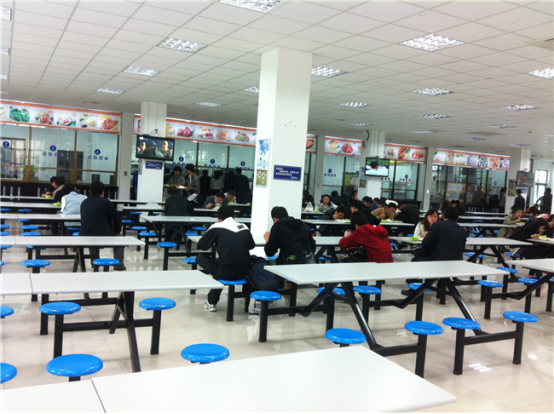 食堂承包讓企業(yè)輕裝上陣，提高競(jìng)爭(zhēng)力